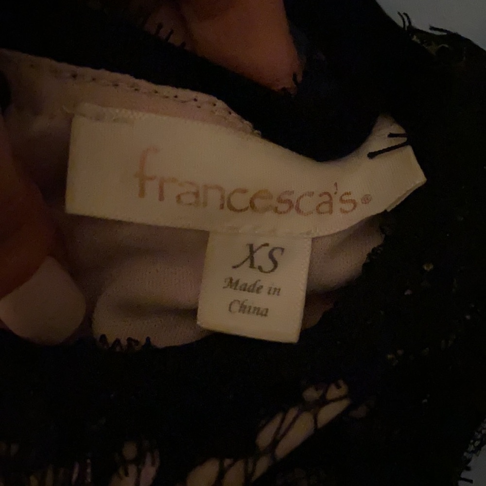 Gorgeous lace Francescas dress - Picture 4 of 4
